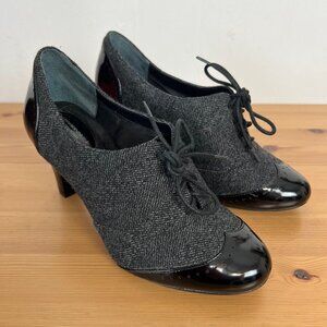 Giani Bernini Vickii Oxford Heels Black Grey Herringbone Memory Foam Size 8.5